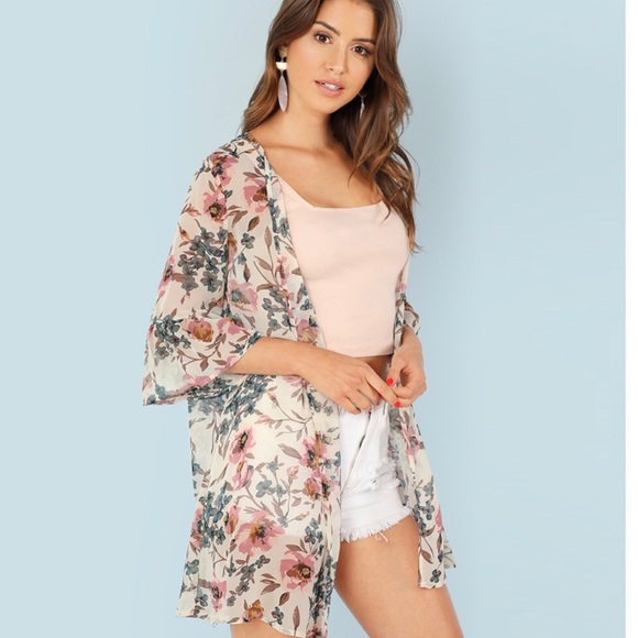 ✨Floral Chiffon Flowy Kimono Top✨ - Picture 3 of 5